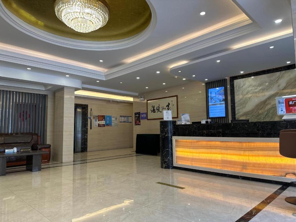 Zhenxing Hotel Шънджън Екстериор снимка